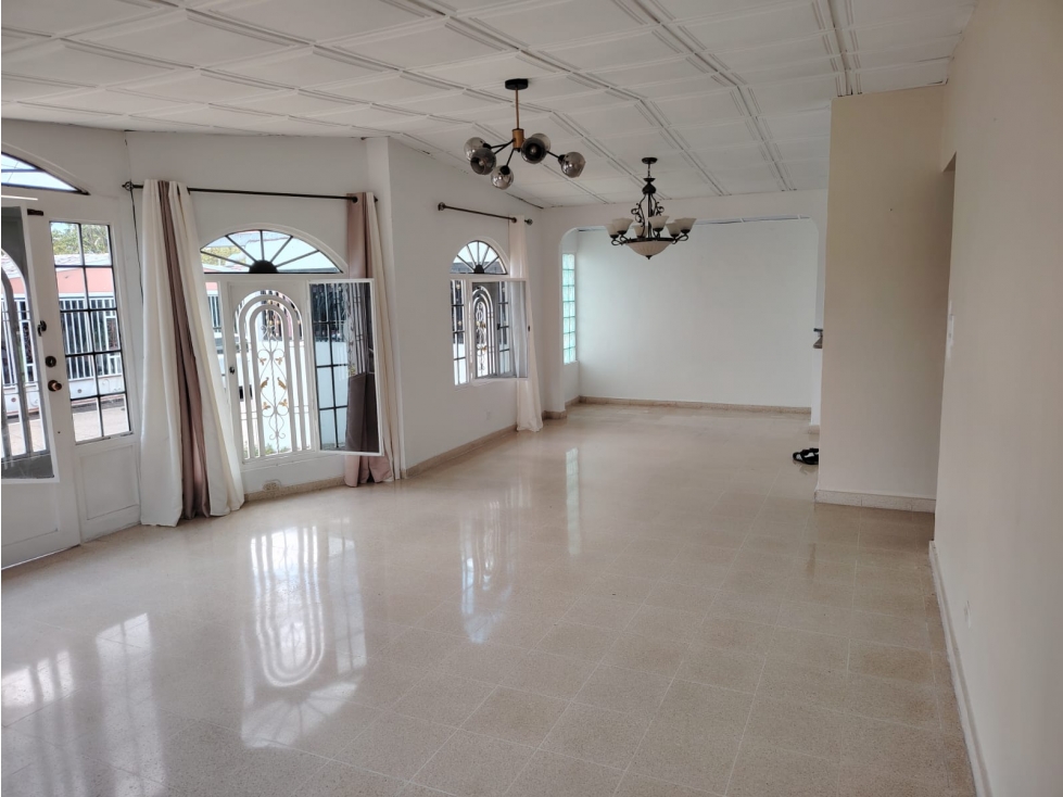 SE VENDE CASA EN VILLA BELEN. - 5