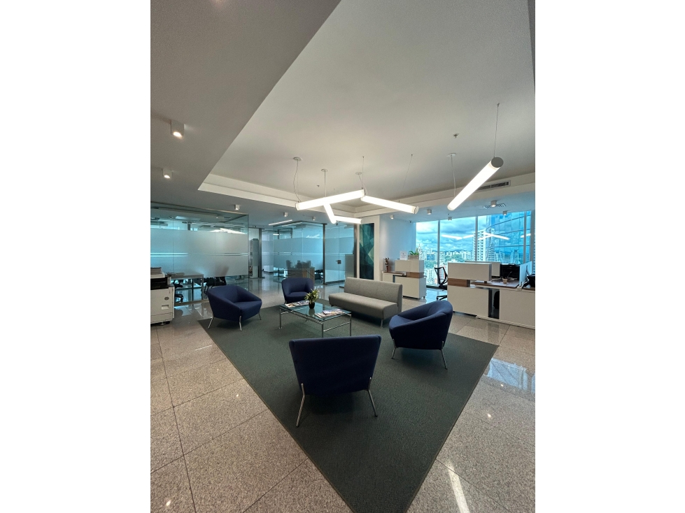 ALQUILER DE OFICINAS EN OBARRIO — foto 6