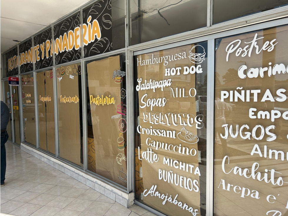 ALQUILER DE LOCAL COMERCIAL EN RÍO ABAJO PH MYSTIC TOWERS. — foto 2
