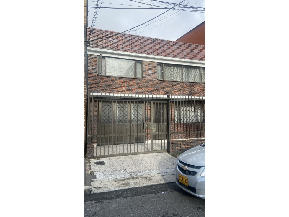 VENTA CASA CON DOS APTOS O PARA CONSTRUIR BONANZA , ENGATIVA