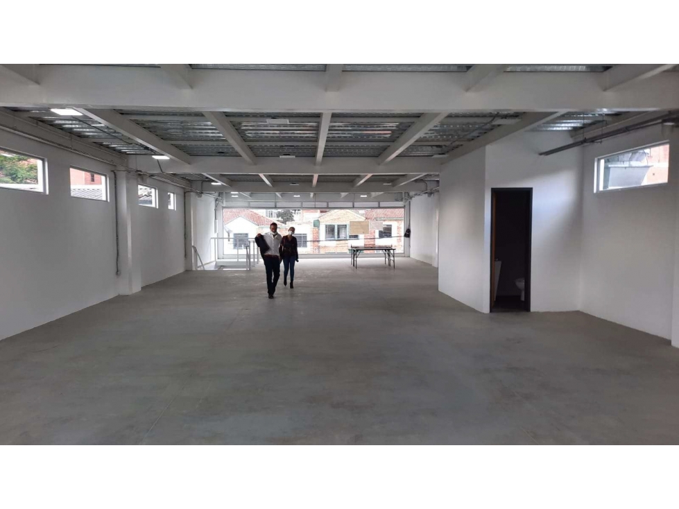 LOCAL COMERCIAL EN ARRIENDO QUINTA CAMACHO — foto 4