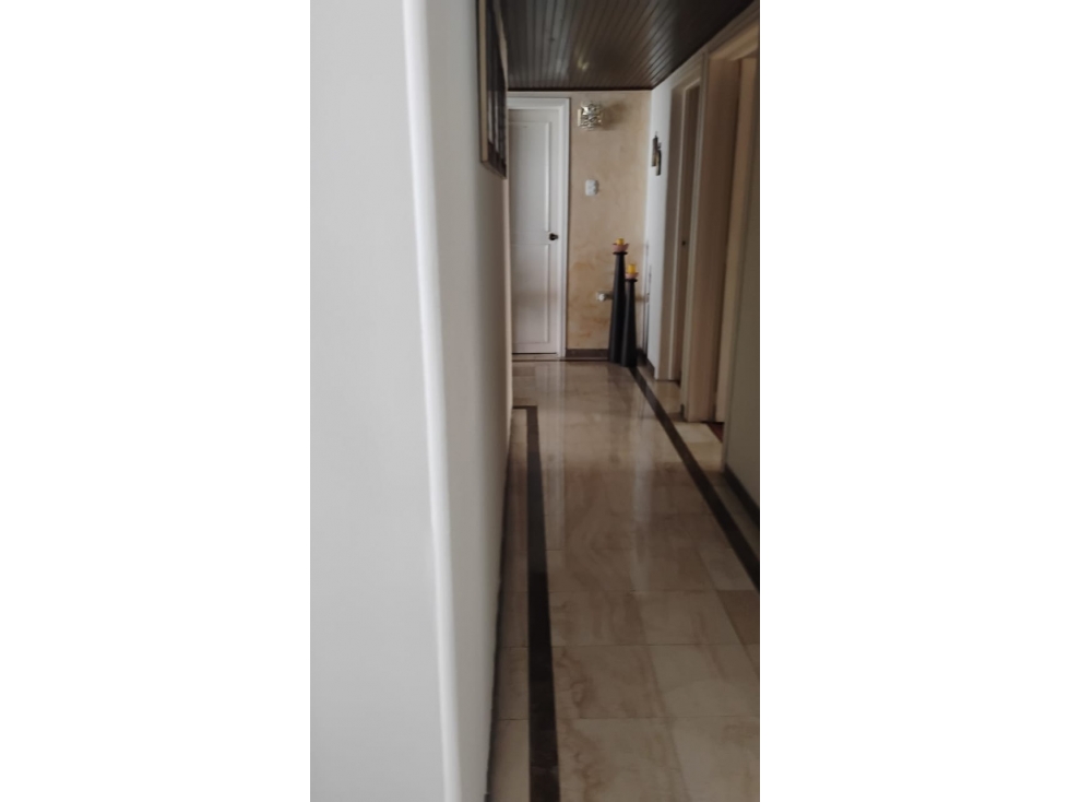 CASA LOTE EN CONTADOR PARA DESARROLLO O VIVIENDA — foto 3