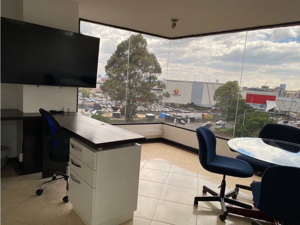 RENTO OFICINA ACONDICIONADA PARA COWORKING UNICENTRO