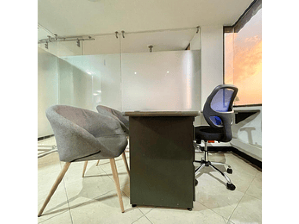 RENTO OFICINA ACONDICIONADA PARA COWORKING UNICENTRO — foto 6