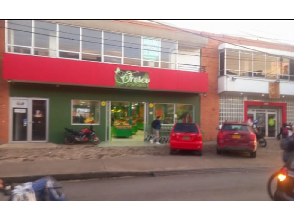 VENDO EN SOPO, ESPECTACULAR PROYECTO COMERCIAL URBANO * RENTANDO * - 1