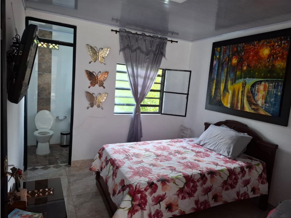 CASA FINCA PEGADA A IBAGUE (A 1 KM ) MARTINICA PARTE BAJA — foto 4