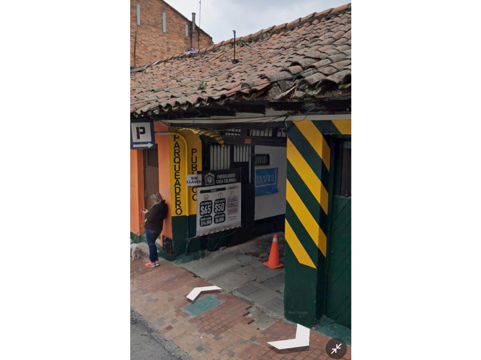 LOTE INVERSION O CONSTRUCCION ACTUALMENTE PARQUEADERO BOGOTA - 1