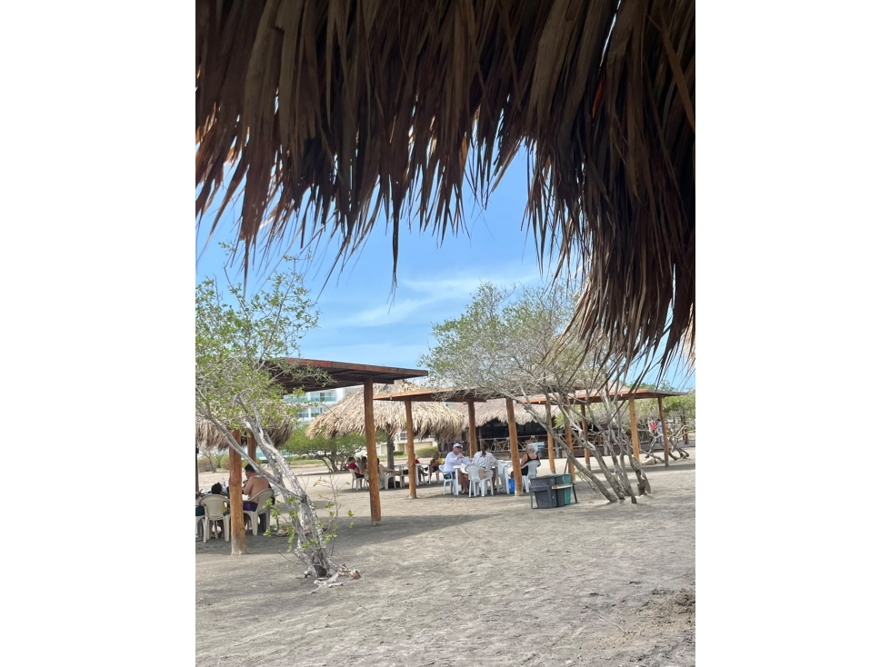 CASA FLOTANTE EN CONJUNTO CERRADO EN PUERTO VELERO — foto 6