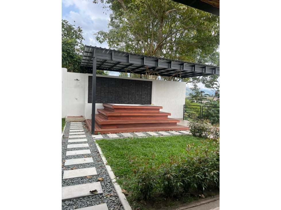 SE VENDE HERMOSA CASA CAMPESTRE SECTOR ARENILLO, MANIZALES. — foto 3