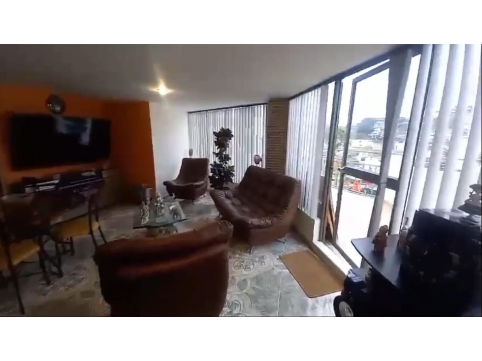 SE VENDE EXCELENTE APARTAMENTO DUPLEX EN CAMPOHERMOSO, MANIZALES.