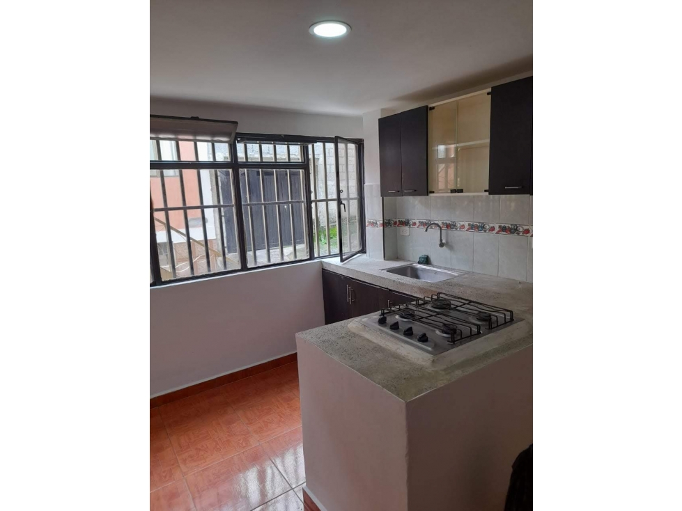 SE VENDE CASA CON RENTA EN SAN CAYETANO, MANIZALES. — foto 3