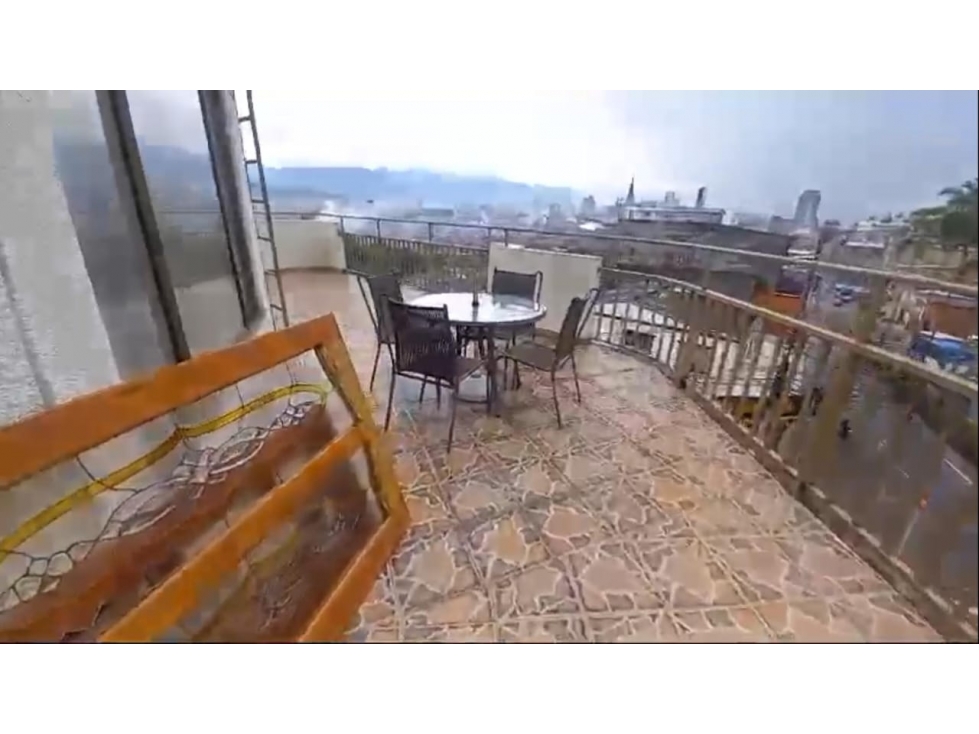 SE VENDE EXCELENTE APARTAMENTO DUPLEX EN CAMPOHERMOSO, MANIZALES. — foto 3