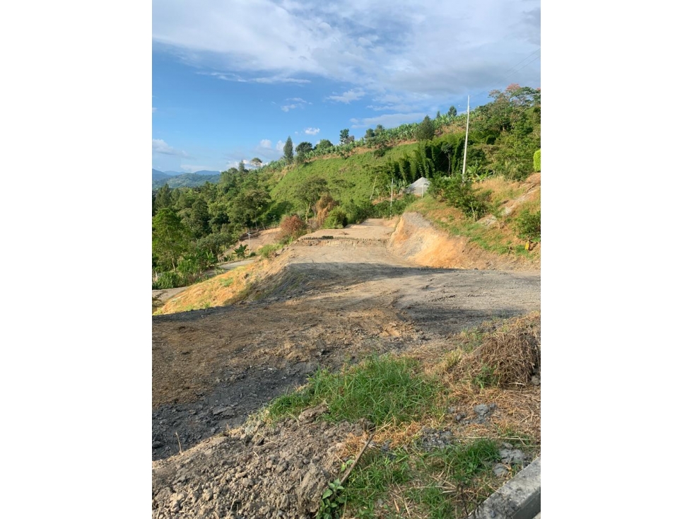 SE VENDE LOTE EN LA VEREDA LA CABAÑA, MANIZALES. — foto 3