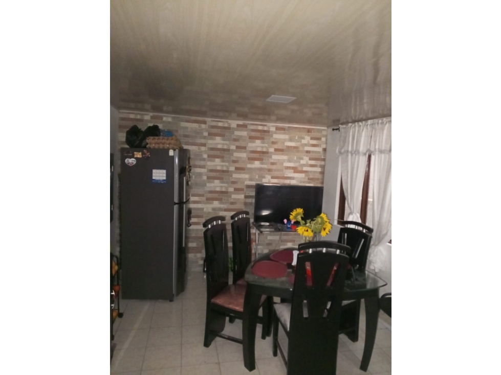 SE VENDE EXCELENTE CASA EN EL SECTOR DE CHIPRE, MANIZALES. — foto 2