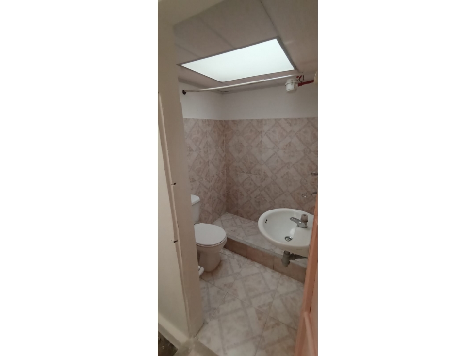 SE VENDE CASA CON RENTA EN EL BARRIO EL CARMEN, MANIZALES. - 6