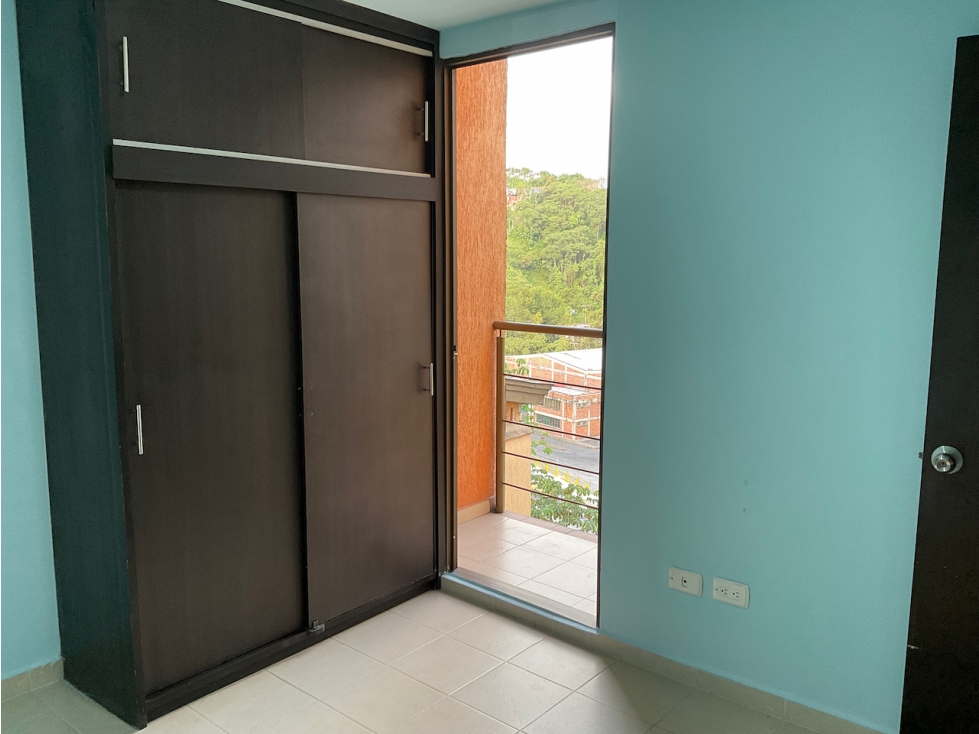 SE VENDE APARTAMENTO EN NOGALES, MANIZALES. — foto 5
