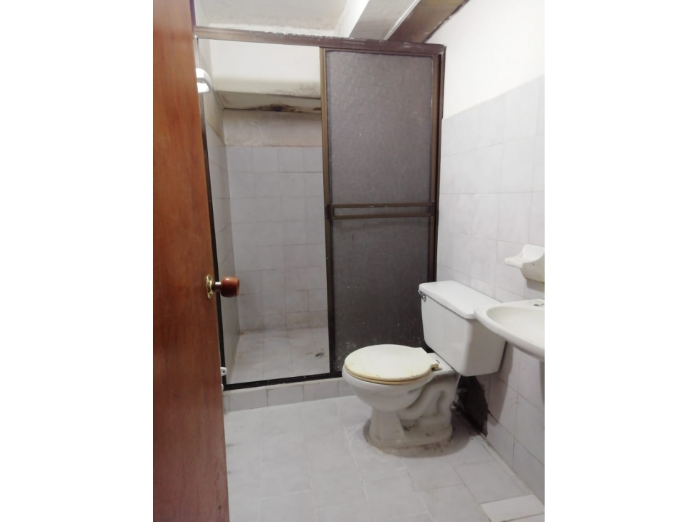 SE VENDE CASA CON RENTAS EN EL BOSQUE, MANIZALES. — foto 6