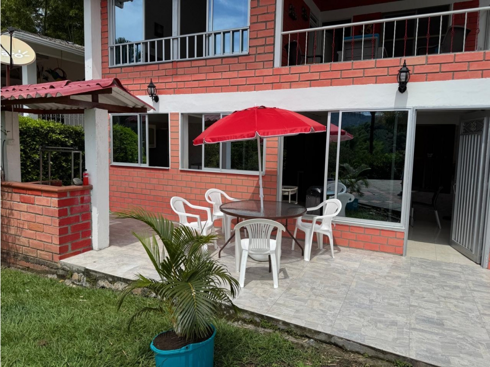 SE VENDE HERMOSA CABAÑA EN SANTAGUEDA, CALDAS. — foto 2