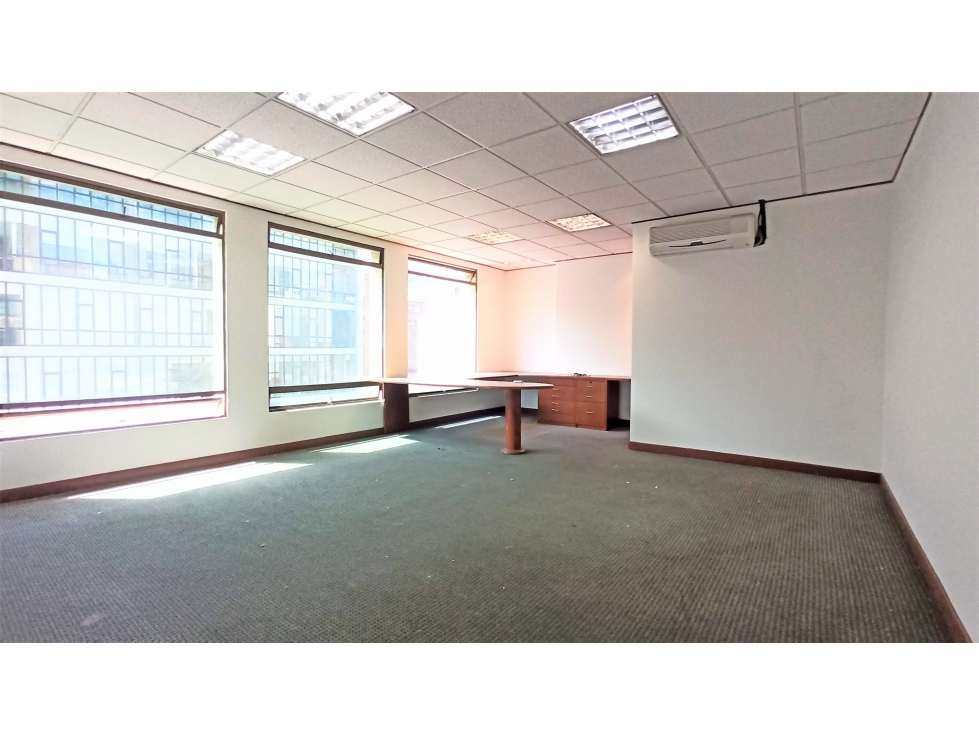 ARRIENDO / VENDO OFICINA 725 M² EN CHICÓ (IC) — foto 6