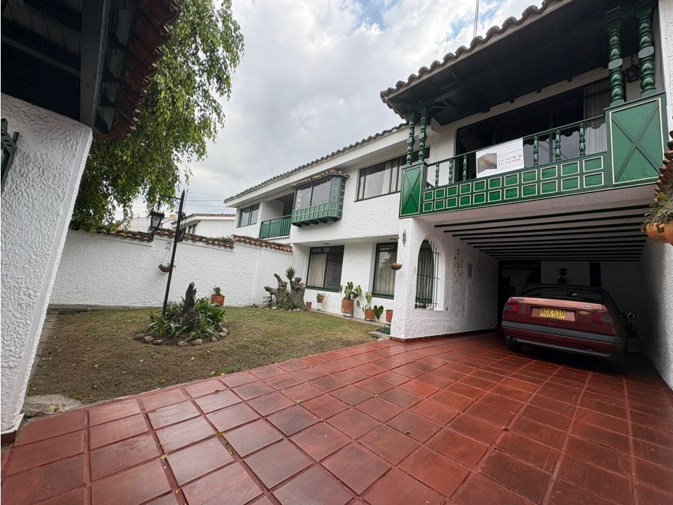 EN VENTA CASA CLASICA EN PONTEVEDRA (JH*)