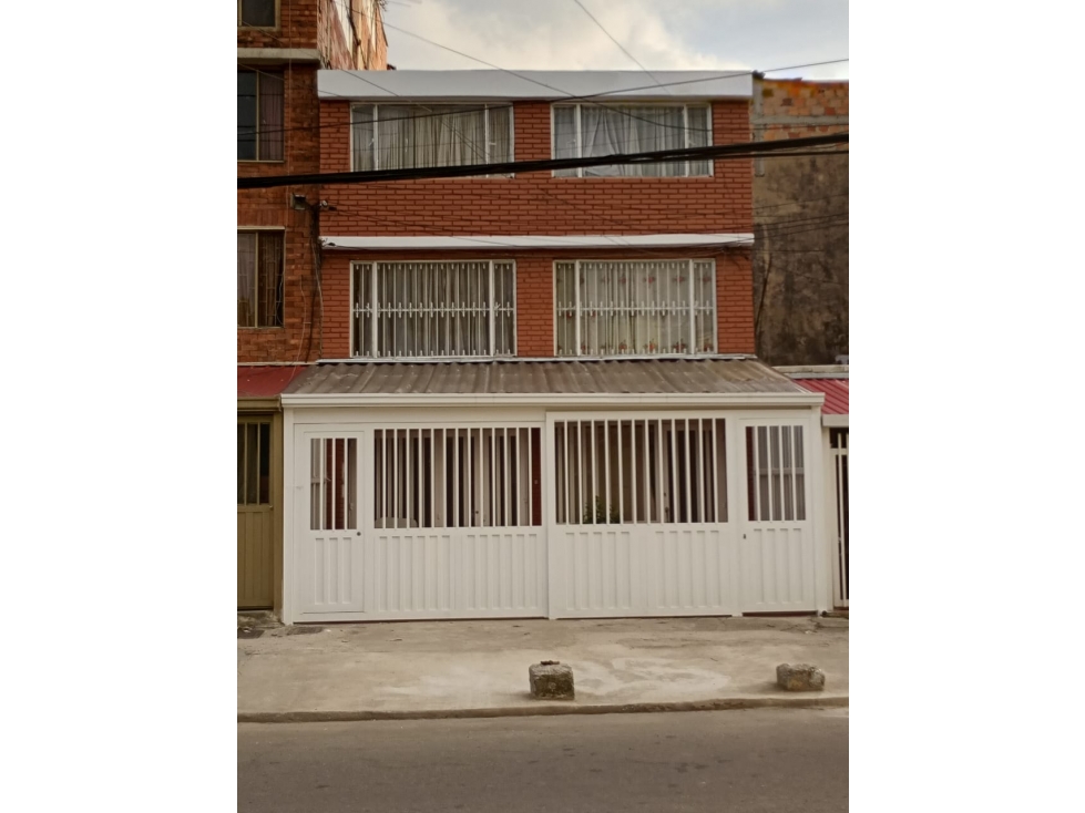 SE VENDE ESPECTACULAR CASA EN USAQUEN