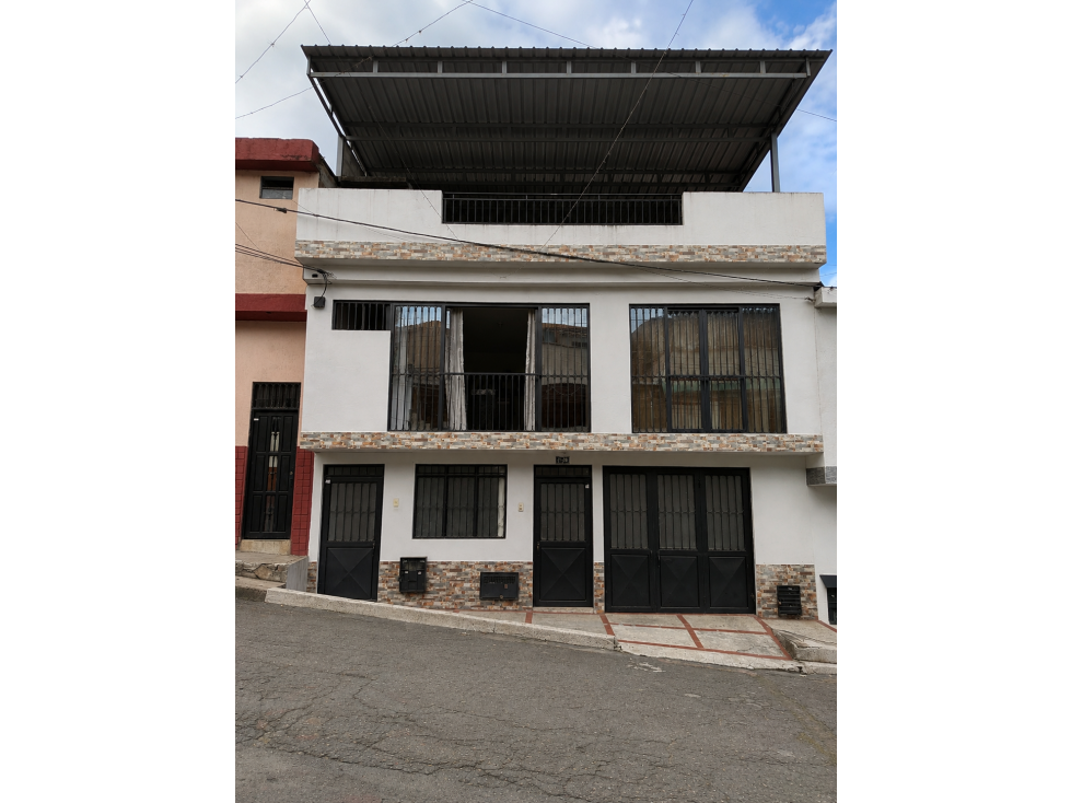 VENDO CASA EN VERSALLES, IBAGUÉ