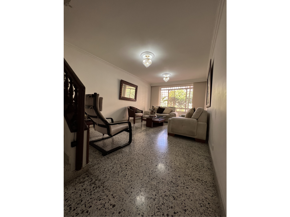ARRIENDO CASA PARRALES IBAGUE