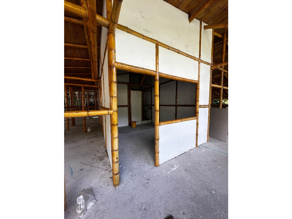 ARRIENDO CASA COMERCIAL PASTALES - 5