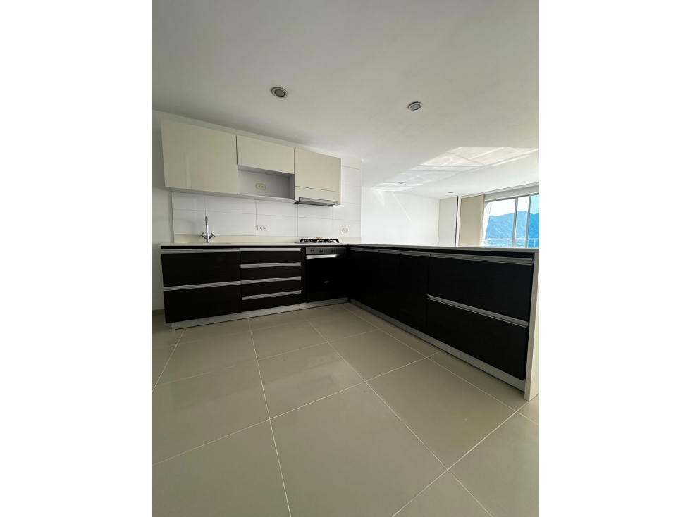 ARRIENDO APARTAMENTO ALTOS DE LA CAROLINA IBAGUE — foto 6