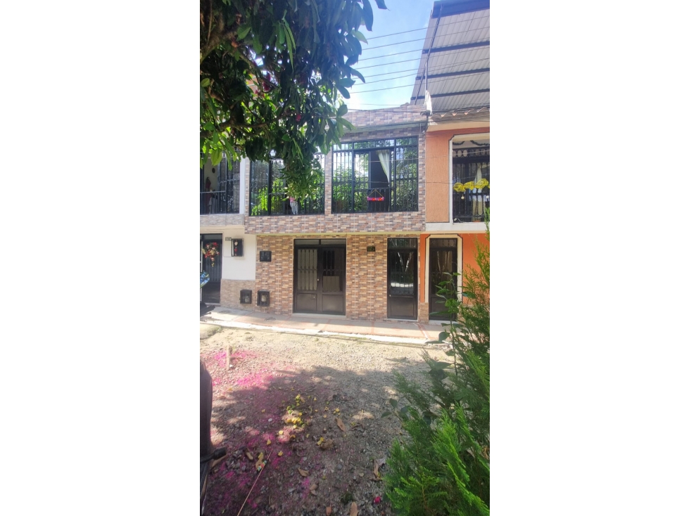 VENTA CASA FUENTES DEL SALADO