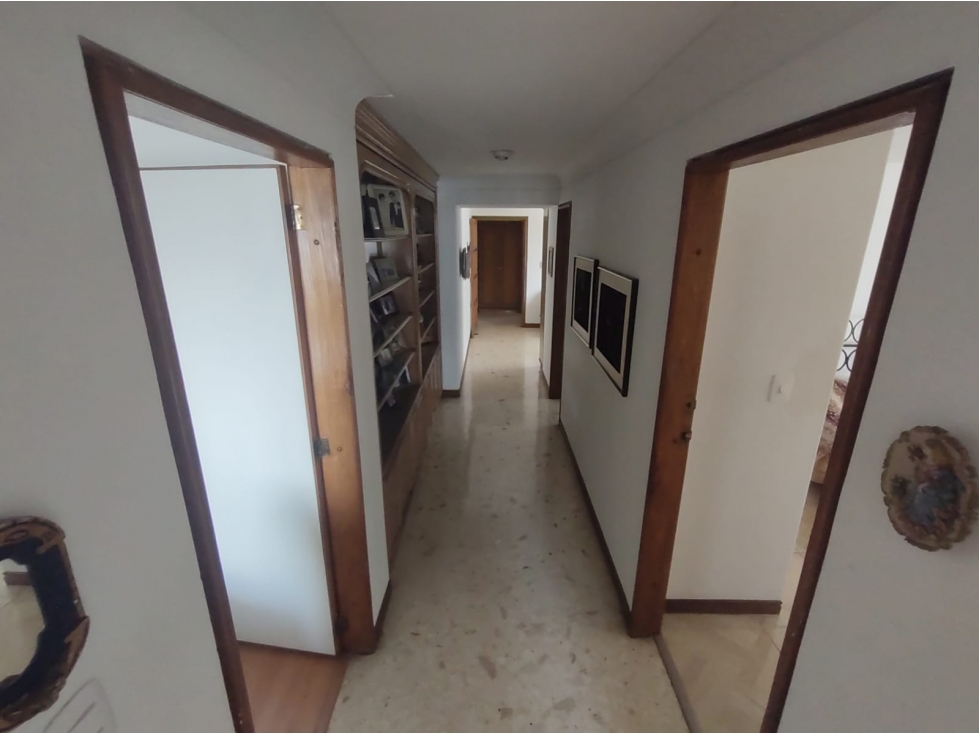SE VENDE HERMOSO APARTAMENTO CABECERA