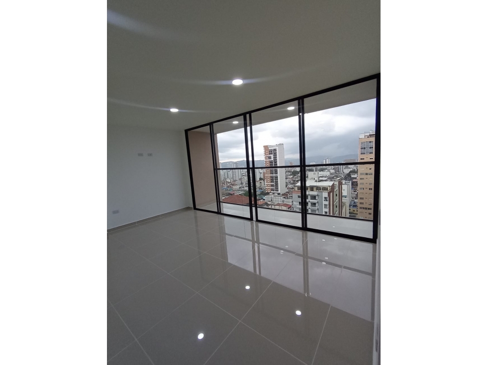 APTO ESTRENAR 30 BARCELO
