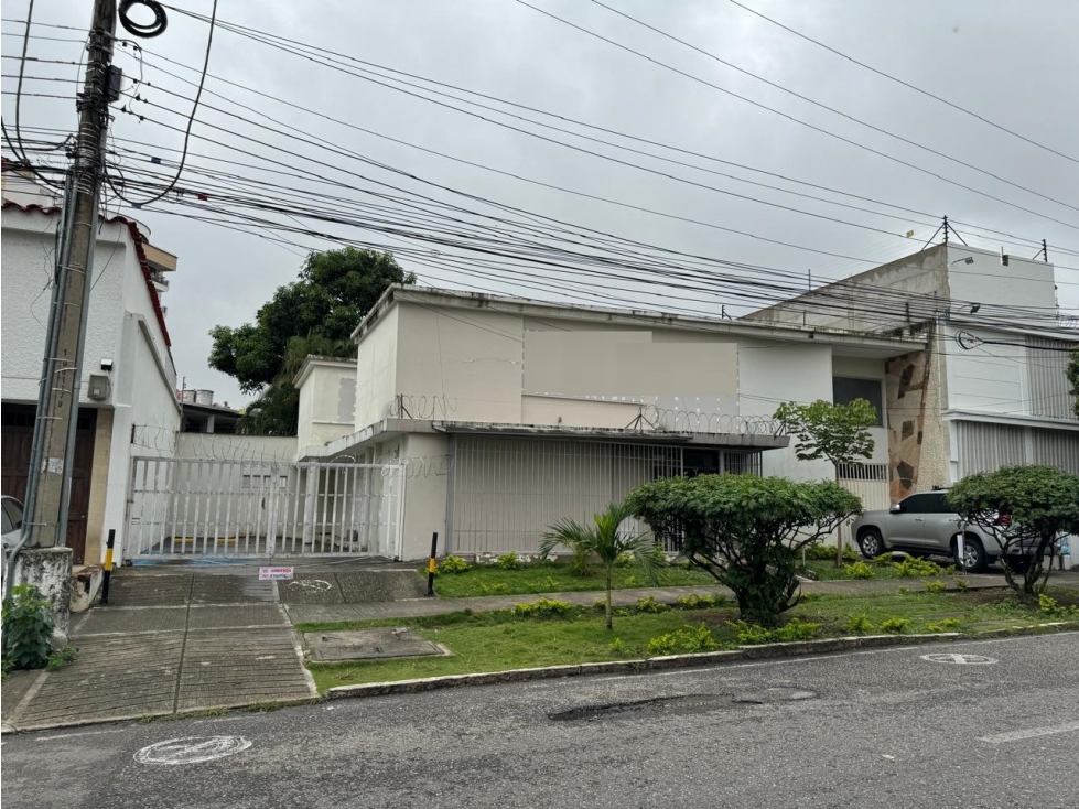 ESPECTACULAR CASA COMERCIAL EN VENTA O ARRIENDO — foto 2
