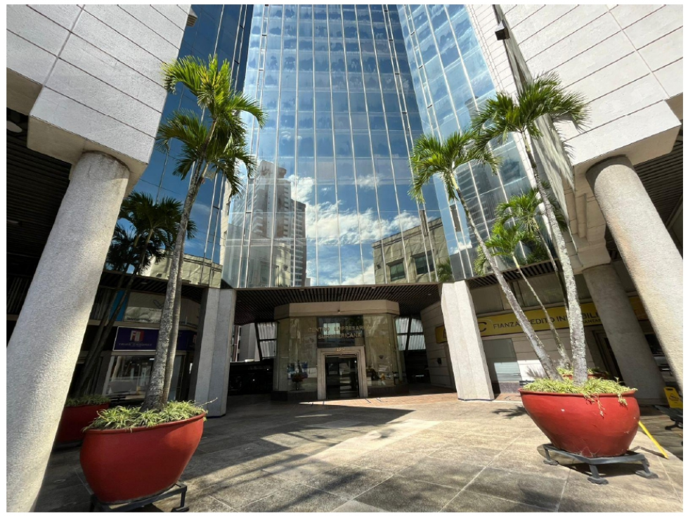 SE ARRIENDA OFICINA CENTRO EMPRESARIAL SURAMERICANA - 1