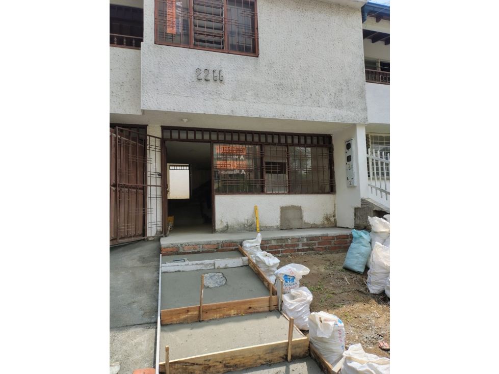 se arrienda casa comercial cañaveral cerca al campestre — foto 3