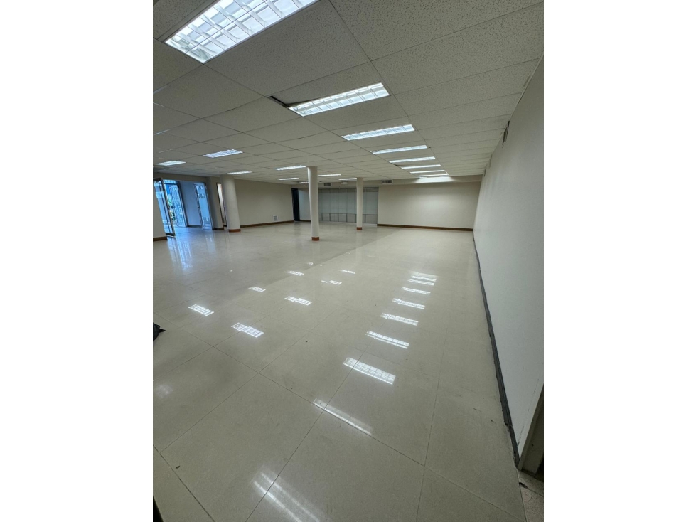 ESPECTACULAR CASA COMERCIAL EN VENTA O ARRIENDO — foto 6