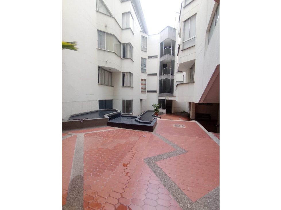 APARTAMENTO EN VENTA CABECERA - 2