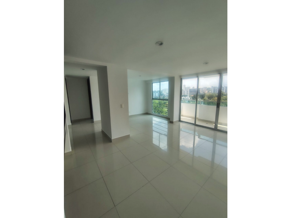 SE ARRIENDA HERMOSO APARTAMENTO MEDITERRANE ROYAL - 5