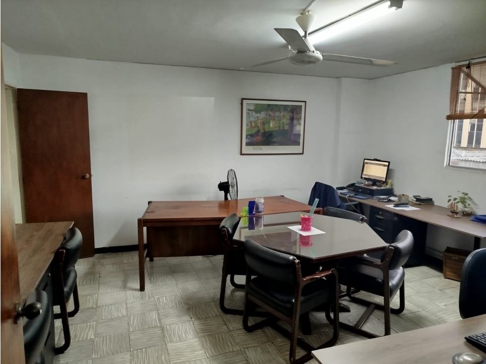 Alquilo Bodega- Oficina sector especializado en Belleza San Pedro — foto 5