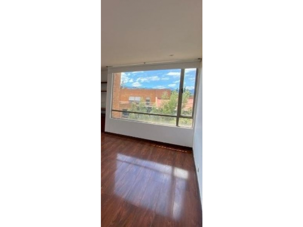 Bogotá vendo apartamento en lindaraja de 192 mts — foto 3