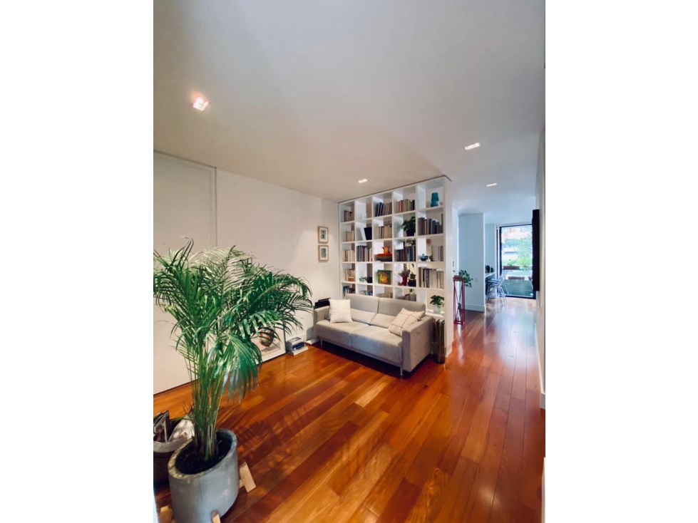 Bogota arriendo apartamento en rosales 159 mts — foto 2