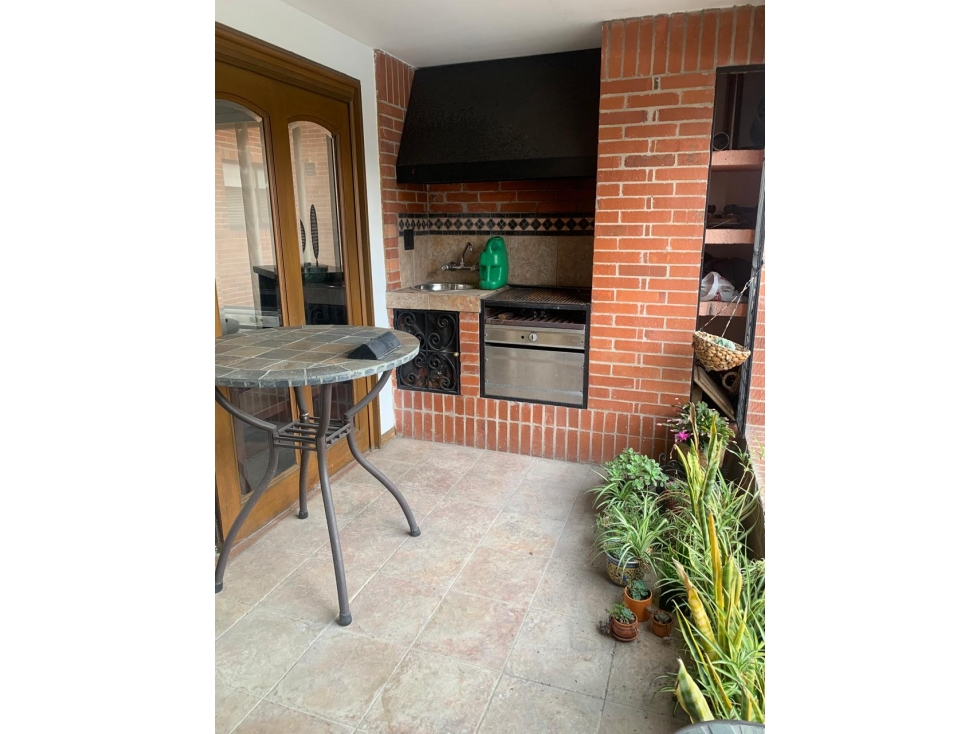 Bogota, venta penthouse duplex en santa paula 283 mts
