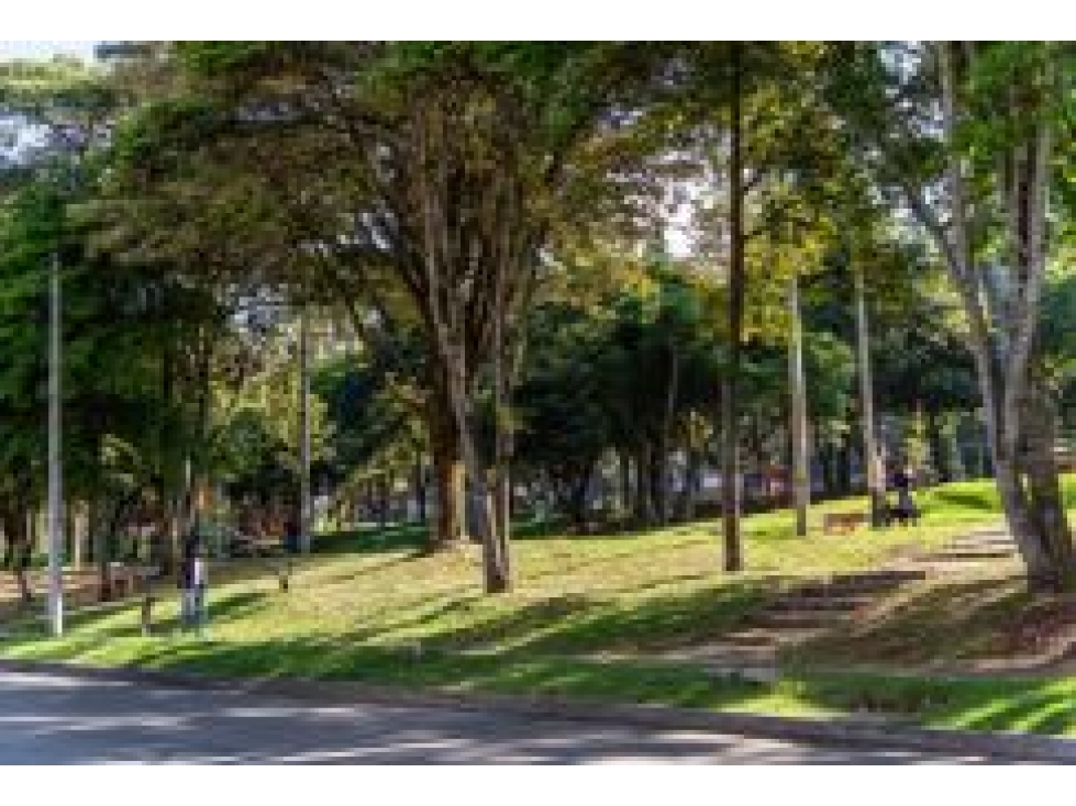 Bogota vendo apartamento en bella suiza alta area 200 mts — foto 6
