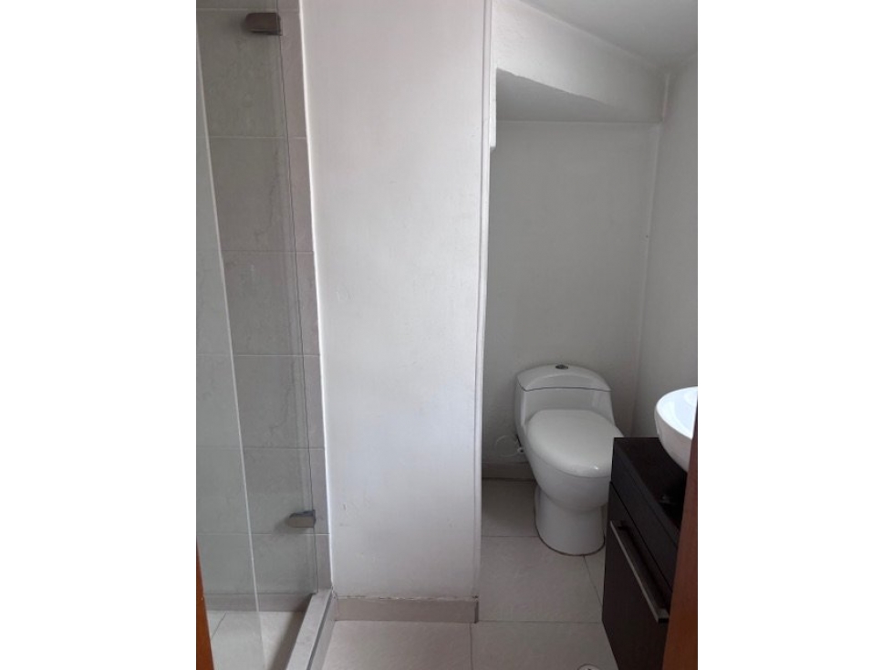 Bogotá, vendo casa en barrio San Nicolás de 151 metros — foto 4