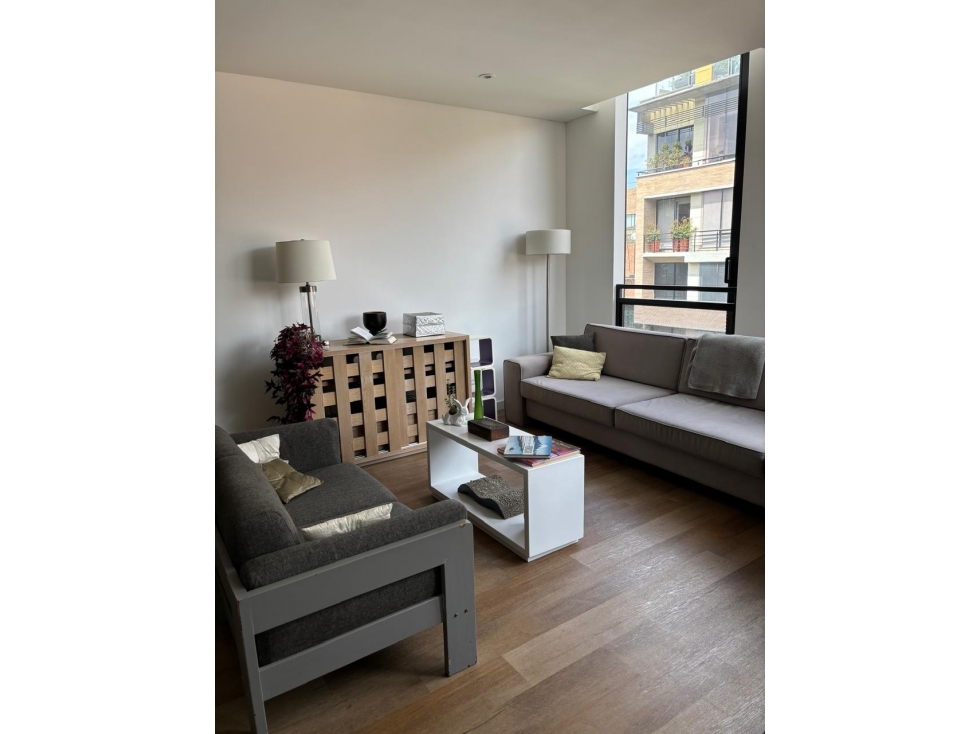 Bogota alquiler apartamento amoblado en Antiguo Country 103 mts