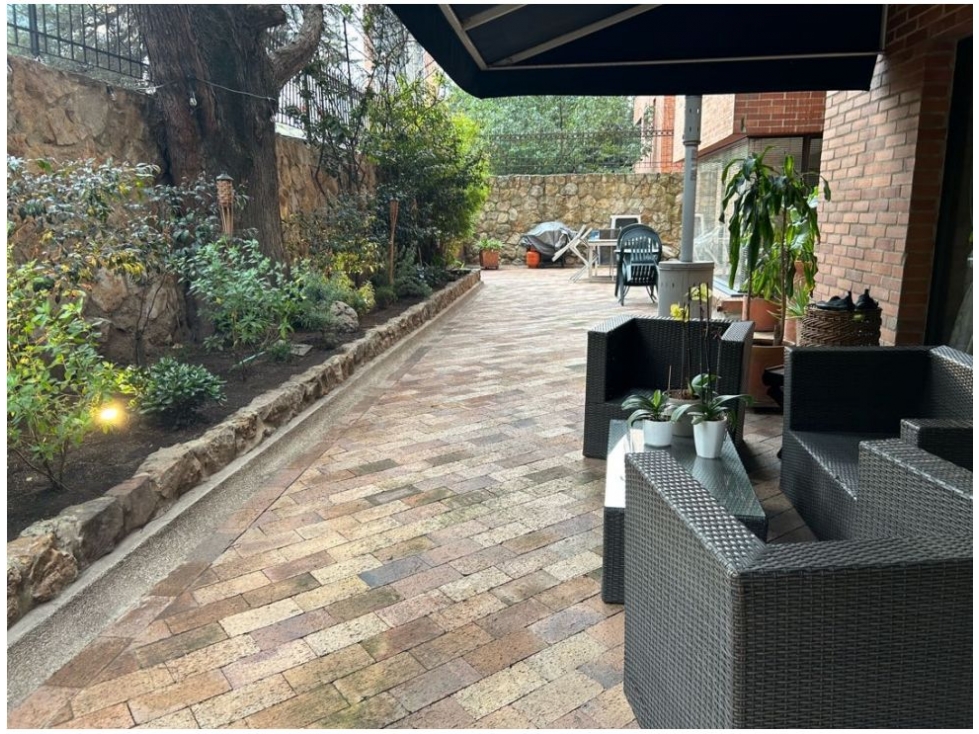 Bogota venta apartamento Rosales bajo 264 mts