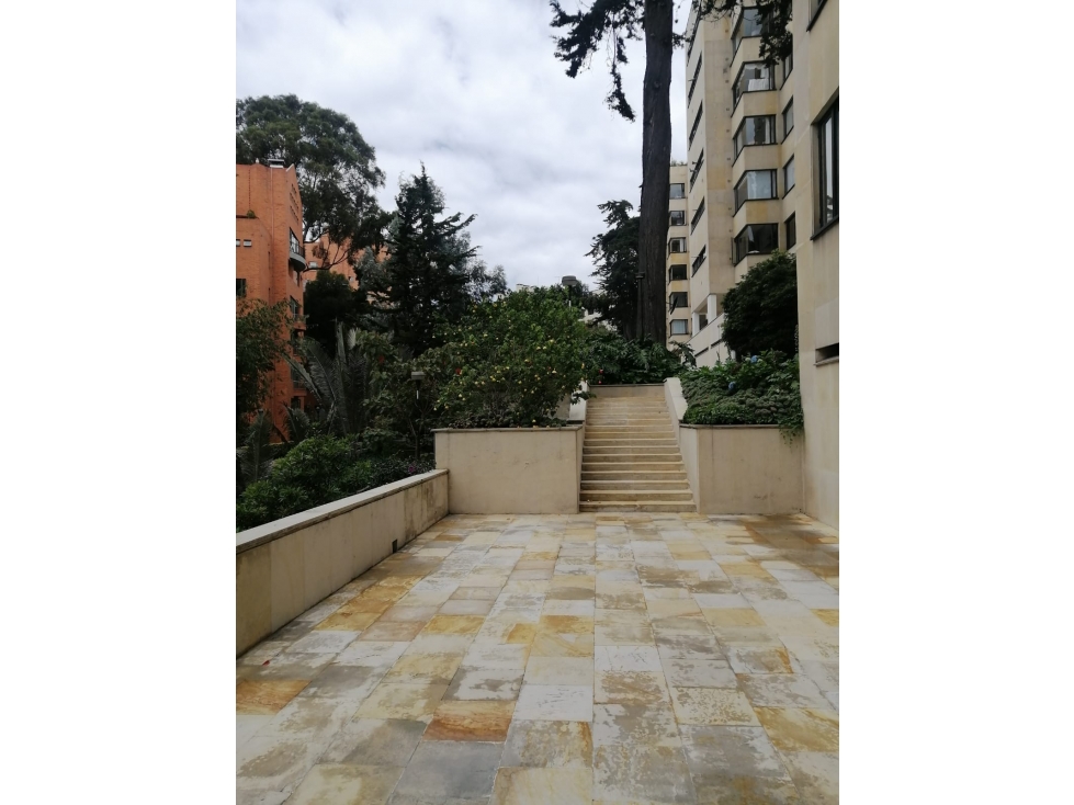 Bogota venta apartamento en Bosque Medina 206 mts — foto 3