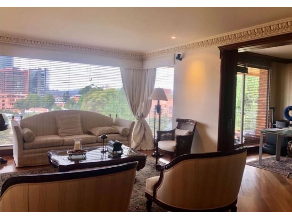 Bogota vendo apartamento en santa barbara alta area 277 mts