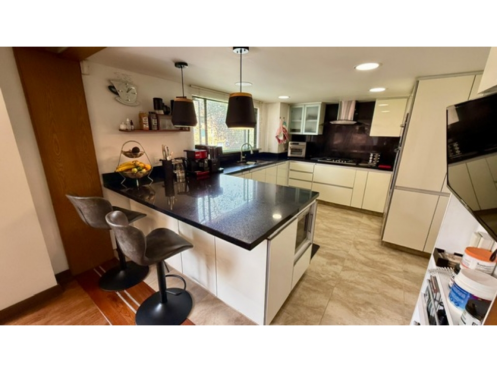 Bogota venta apartamento santa barbara 191 mts — foto 6