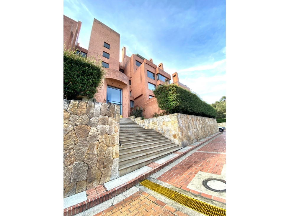 Bogota alquiler apartamento en bosques de marques area 317 mts